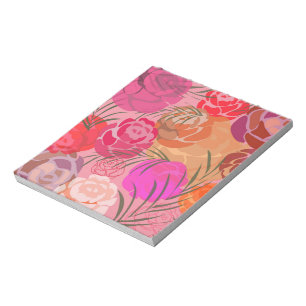 Roze patroon met bloemen en planten notitieblok