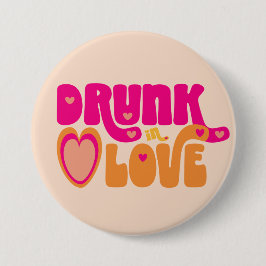 Roze Peach Retro Drink in Love Bride-to-Be Button