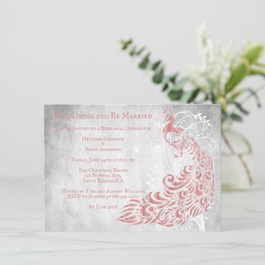 Roze Peacock Leaf Vine Rehearsal Dinner Invite Kaart (Staand voorkant)