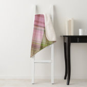 Roze Petunias Roze en Groen Plaid Sherpa Deken (In situ)