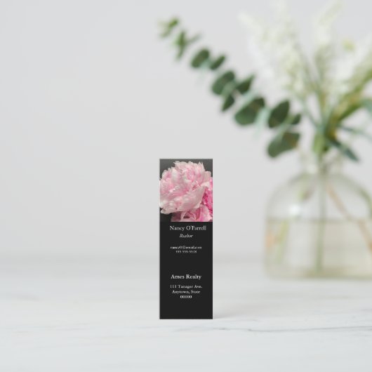 Roze pinda's met bladwijzer tekstruimte mini visitekaartje (Staand voorkant)