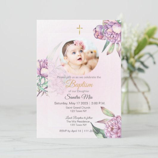 Roze Pioen Bloemen met Foto Baptisme Uitnodiging (Staand voorkant)