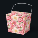 Roze Pioen Rozen Feestelijke Verjaardagsdoos Bedankdoosjes<br><div class="desc">Het cadeau doosje is afgebeeld met een prachtige roze pioen bloemenprint. 
Pas dit item aan of koop het zoals het is.
Tip: Voeg gewoon lekkere snoepjes toe en een vrolijke lint.



Gelicentieerd beeld</div>