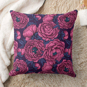Roze pioenboeket kussen