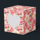 Roze Pioenen Party Treat Box Bedankdoosjes<br><div class="desc">Feestgunstbox wordt getoond met een mooie roze pioenrozen bloemenprint. Pas dit object aan of koop het object zoals het is. Tip: voeg gewoon je geweldige traktaties toe en voeg wat feestelijk lint toe. Afbeelding onder licentie</div>