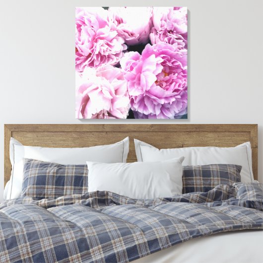 Roze Pioenen Stretched Canvas Print (Insitu (Slaapkamer))