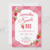 Roze Plaid Zoet Een Meisje Aardbei 1e Verjaardag Kaart (Voorkant)