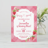 Roze Plaid Zoet Meisje Aardbei 3e Verjaardag Kaart (Staand voorkant)