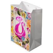 Roze Plum Peacock met kleurrijke bloemen Medium Cadeauzakje (Achterkant Gekanteld)