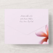 Roze Plumeria Birthday Party allemaal in één uitno All In One Uitnodiging (Achterkant)