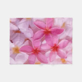 Roze Plumeria Bloem Patroon Fleece Deken (Voorkant (Horizontaal))