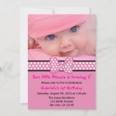 Roze Polka Dot Bow Uitnodiging (Voorkant)