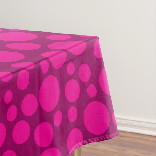 Roze polka dot tafelkleed (Voorbeeld)