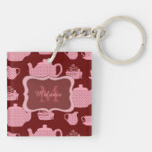 Roze Polka Dot Tea set on Burgundy Personalized Sleutelhanger (Achterkant)