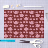 Roze Polka Dot Tea set on Burgundy Tissuepapier (Craft)