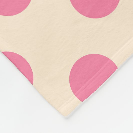 Roze polka-punten op crème fleece deken (Hoek)