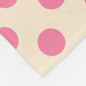 Roze polka-punten op crème fleece deken (Hoek)