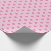 roze polka stippen cadeaupapier (Hoek)