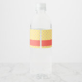 Roze polka-stippen op geel waterfles etiket (Achterkant)