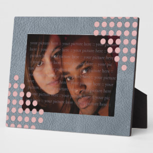 Roze polka stippen op grijze leerprint fotoplaat
