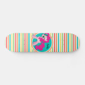 Roze Pony; heldere regenboogstrepen Persoonlijk Skateboard (Horizontaal)
