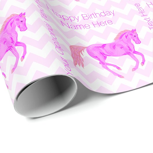 Roze Pony Schattigee Chevron Pattern Happy Birthda Cadeaupapier (Rol Hoek)