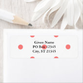 Roze pooldots op wit etiket (Insitu)