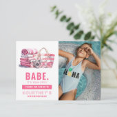 ROZE POOLPARTYMEISJE VERJAARDAG BEDANKKAART (Staand voorkant)