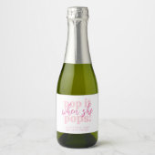 Roze Pop als ze Baby shower voor haar Pop Sparkling Wijnetiket (Voorkant)