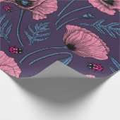 Roze poppies op donker violet cadeaupapier (Hoek)