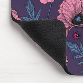 Roze poppies op donker violet muismat (Hoek)