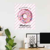 Roze prinkle Donut Birthday Welcome Sign Poster (Thuiskantoor)