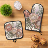 Roze Protea Eucalyptus Botanische Compositie Ovenwant & Pannenlap Set (Top down)