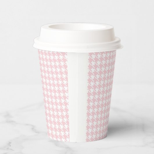 Roze puncups op papier papieren bekers (Rechts)