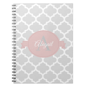 Roze Quatrefoil Aangepast Notitieboek