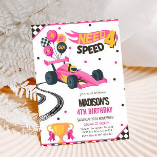 Roze raceauto 4e verjaardag kaart