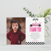 Roze Racecar Race Auto Custom Foto Verjaardagsfees Bedankkaart (Staand voorkant)
