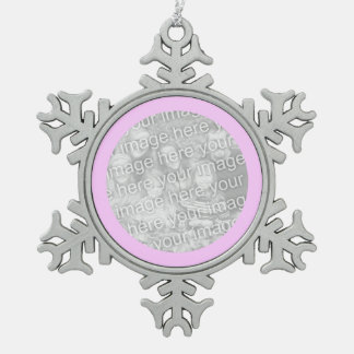 Roze rand rond tin sneeuwvlok ornament