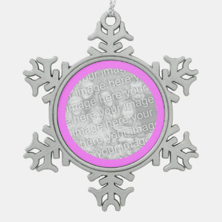 Roze rand rond tin sneeuwvlok ornament