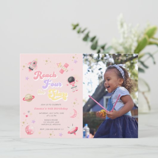 Roze Reach Vier de sterren 4e verjaardag Uitnodigi Kaart (Staand voorkant)