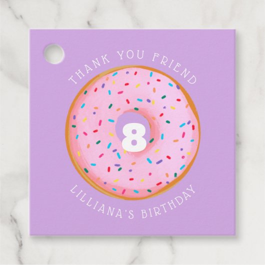 Roze regenboogprinkle Donut Birthday Foto Bedankjes Labels (Voorkant)