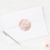 Roze Retro Groovy Baby shower Favors Ronde Sticker (Envelop)