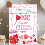 Roze Retro Hart Snoep Sweet One First Birthday Kaart<br><div class="desc">Pink Retro Heart Snoep Sweet One First Birthday Invitation,  Pink Wavy Retro Kids Birthday Invitation,  Heart Snoep Kids Birthday Invitation,  Heart Snoep Sweet 1st Birthday Invitation.</div>