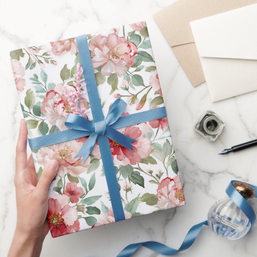 Roze Rode Bloemige Verjaardag Cadeaupapier (Geschenken)