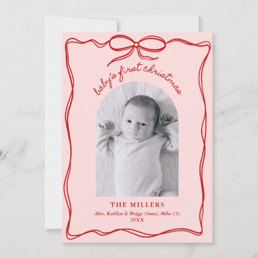 Roze & Rode Grandmillennial Baby's 1e Kerstmis Feestdagenkaart (Voorkant)