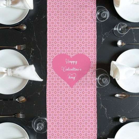 Roze rode harten tafelloper beste Valentijnsgesche