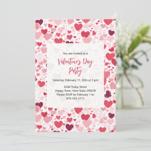 Roze Rode Harten Valentijnsdag Feest Uitnodiging (Staand voorkant)