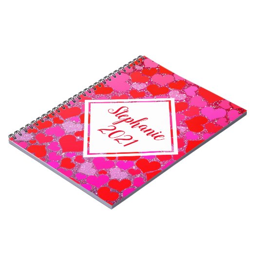 Roze rode hartpatronen Glitter Monogram Naam Notitieboek (Linkerzijde)