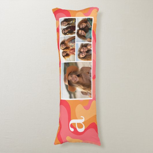 Roze Rode Organische Curven Mod Monogram Fotocolla Lichaamskussen (Voorkant Verticaal)