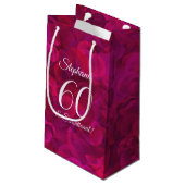 Roze rode Rose 60 en Sensational Birthday Party Klein Cadeauzakje (Achterkant Gekanteld)